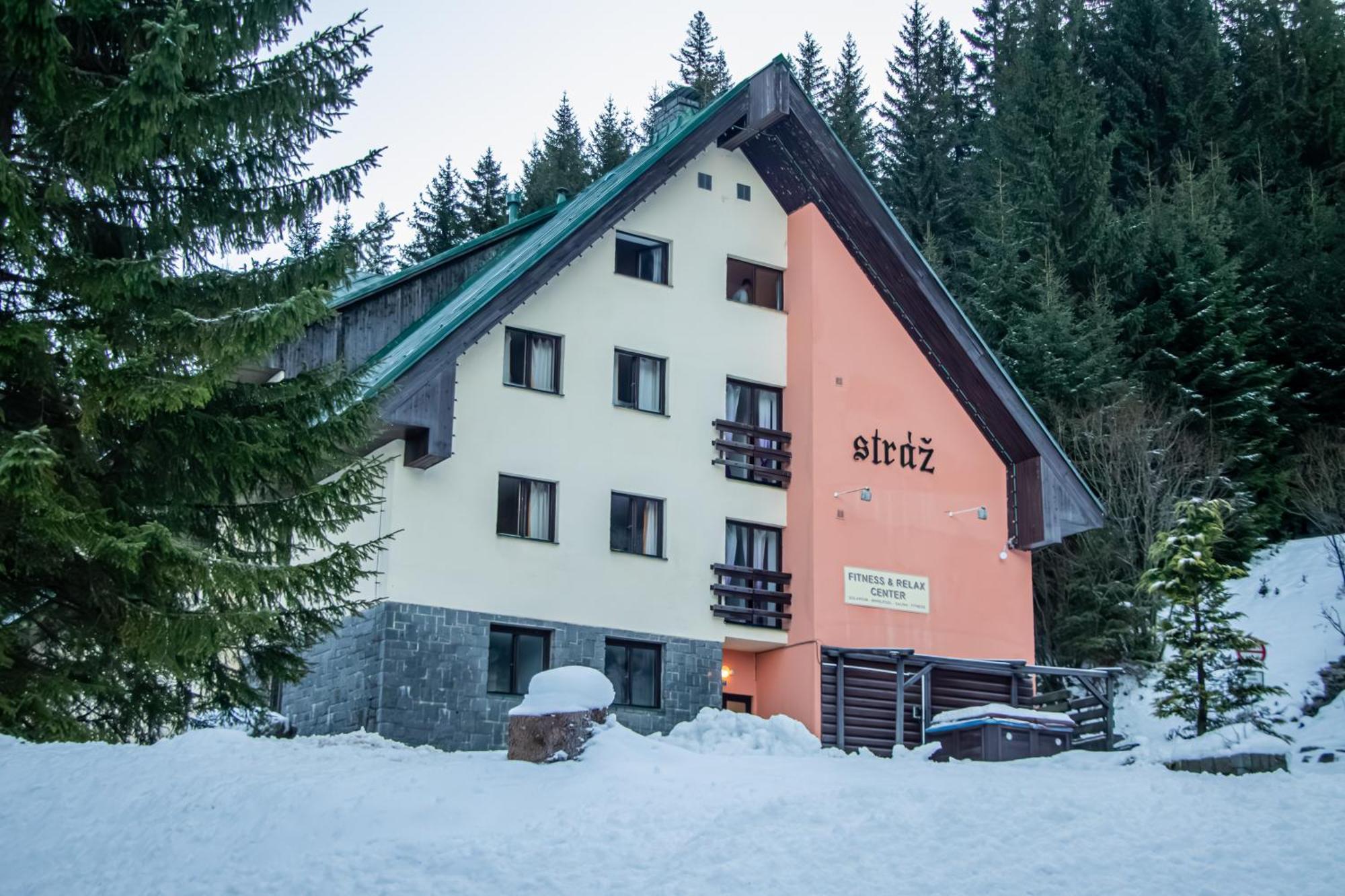 Hotel Esprit Spindleruv Mlyn Exterior photo